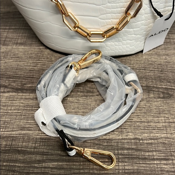 Aldo | Mini Bag w/ Removable Bag Charm Chain & Crossbody Strap - Picture 8 of 12